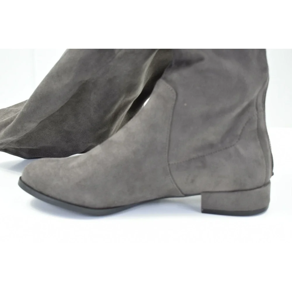 Charlotte Russe Women's Gray Knee High Boots Size 8 with Box